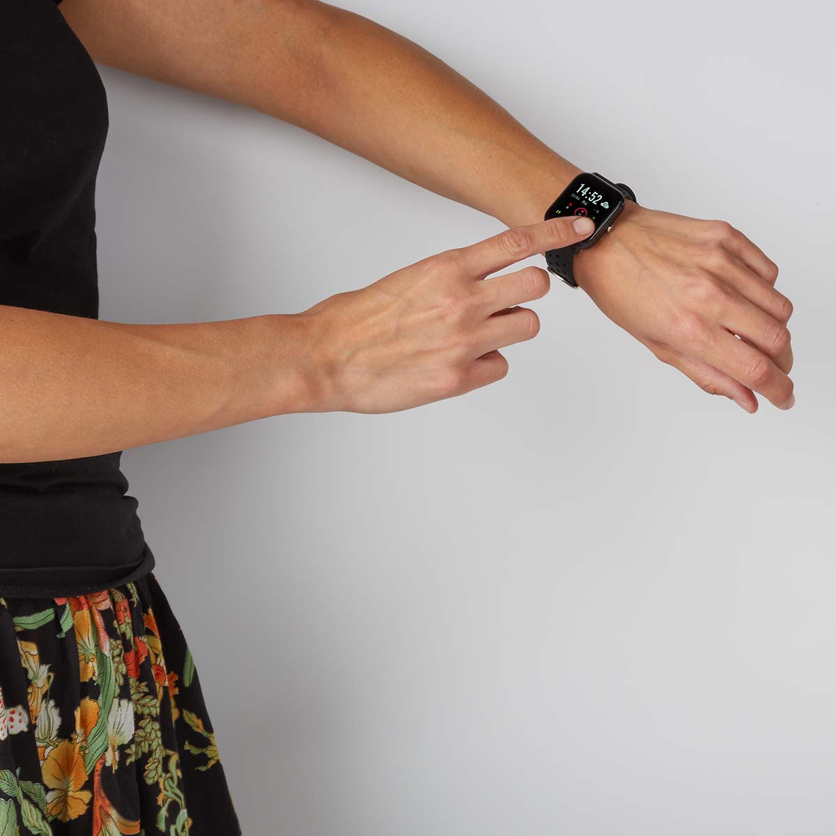 Smartwatch Armbanduhr Uhr LCD IP68 schwrz jetzt kaufen - Aktionskönig